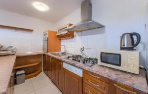 Awesome Apartment In Vodnjan With Wifi