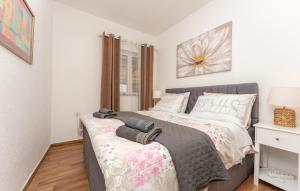 Stunning Apartment In Zadar With Wifi