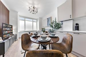 Bright & Stylish Flat, Close to Arnos Grove