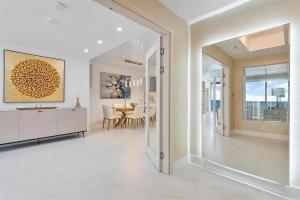 Luxury Three-Bedroom Oceanfront Apartment with Panoramic Views