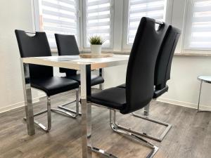 Apartment Hanseviertel Erfurt - 2 Schlafzimmer - 4 Betten - gratis PKW Stellplatz - SmartTV