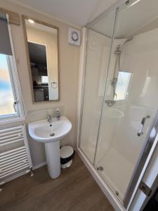 Seaview 1 - Ingoldmells - Meadow Lakes Caravan Hire