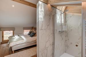 Chalet Diard, Detached Chalet, Alpes Travel, Sleeps 6 to 8