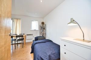 Staycation in BOW E3 Ideal for London Traveller