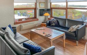 Beautiful Home In Lemvig With House Sea View