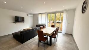 Appartement 3 chambres avec terrasse et Parking à Fréjus