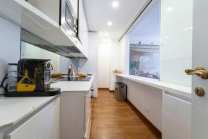 Luxury apartment - Pergolesi 24