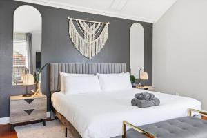 4-BD 2-BA with Backyard Pool Retreat + Game Room