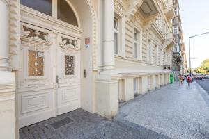 Newly renovated flat with a loft