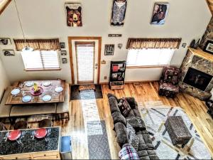 Pet Friendly Cabin for Fun Family Glamping Trips to Fairplay, Colorado