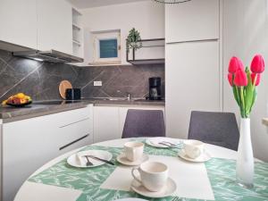 Apartment Marina-4 by Interhome