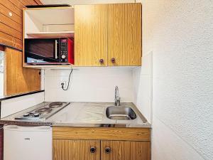 Apartment Rond Point des Pistes - Val Claret-2 by Interhome