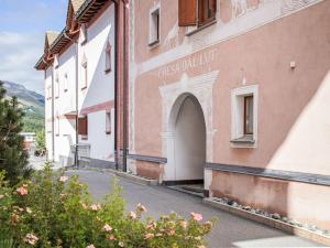 Apartment Chesa Dal Luf B5 by Interhome