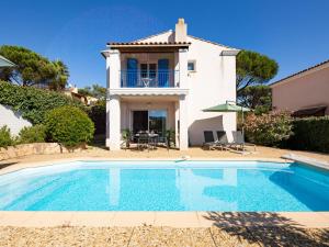 Holiday Home Le Mas dEsquières 7 by Interhome