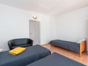 Apartment Vesela-2 by Interhome