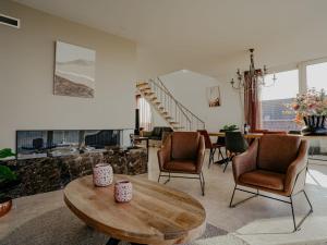 Apartment De Zeeparel by Interhome