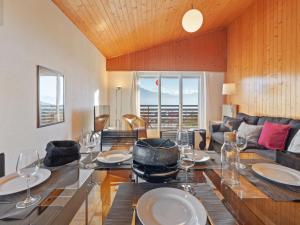 Apartment Belmont Est 80 by Interhome