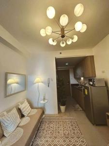 Staycation in Marymount