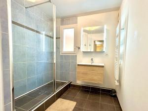 Appartement centrale à 100 m des plages Rue de Provence