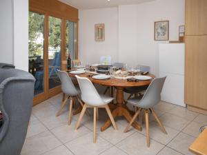 Apartment Renaissance 8-12 by Interhome