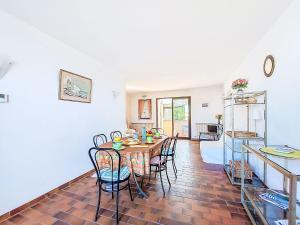 Apartment Le Grand Vallon by Interhome