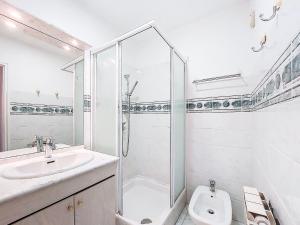 Apartment Le Grand Vallon by Interhome