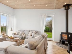 Holiday Home Eero - 175m to the inlet by Interhome