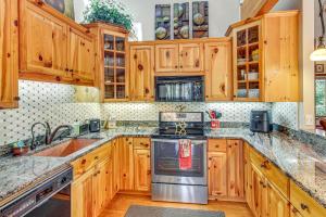 Festive Lakefront Escape Blue Ridge Holiday Home