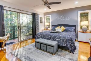 Festive Lakefront Escape Blue Ridge Holiday Home