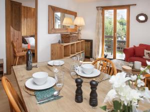 Apartment Galaxie 003 by Interhome