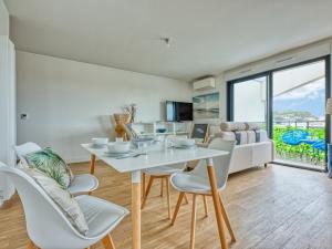 Apartment Le Rooftop-2 by Interhome