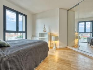 Apartment Le Rooftop-2 by Interhome