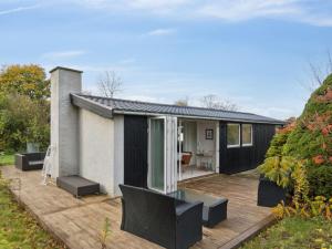 Holiday Home Gun - 300m to the fjord by Interhome