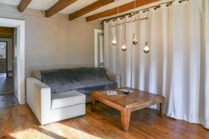 Nature et Calme Entre Deux Lacs