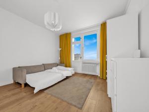 Tęczowa Comfort Studio by BookingHost