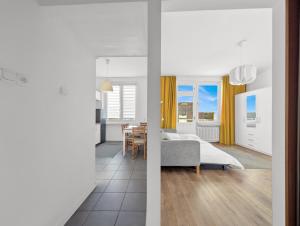 Tęczowa Comfort Studio by BookingHost