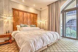 Micheal Angelo towers