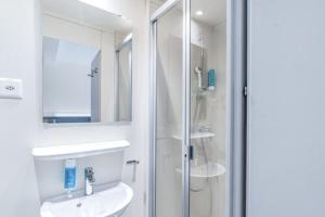 Delta City Hotels - Self check-in