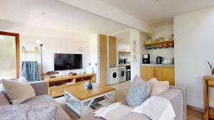 San Lameer Serenity by Top Destinations Rentals