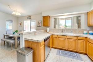 4 Mi to Beach Lake Havasu City Home with Pool!