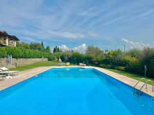 Sunshine luxury apartment