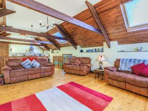 The Threshing Barn - Uk35754