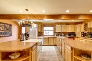 Near Sitgreaves Nat’l Park: High Country Farmhouse