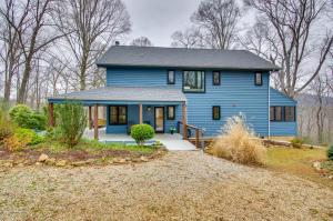 Modern Nellysford Getaway on 40 Private Acres!
