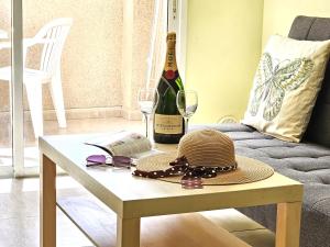 1A Apartment Abrigos, Wifi and balcony