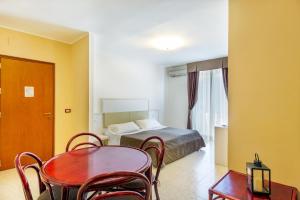 Charming Rina Sea Studio Apartment-Central Air-Con WiFi sleeps 2 persons