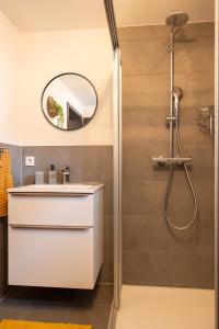 Heimbi-Home No 4, 4 People, EuropaPark, E-Ladesäule