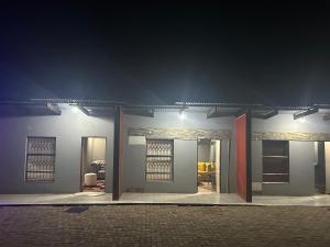 Lake boutique hotel empire