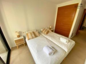 Brezza Suite - Modern Apartment with Swiming Pool