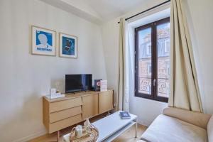 Charming Apartment Boulogne facing Les Passages